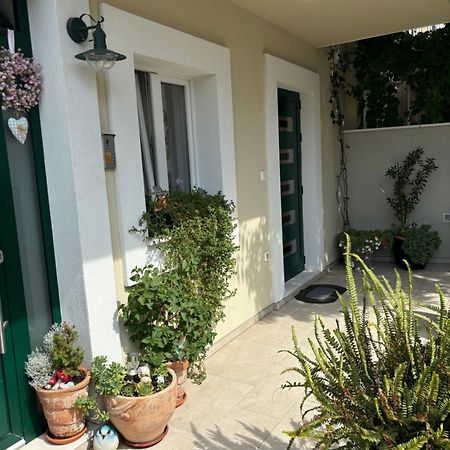 Apartman Onavi Макарска Екстериор снимка