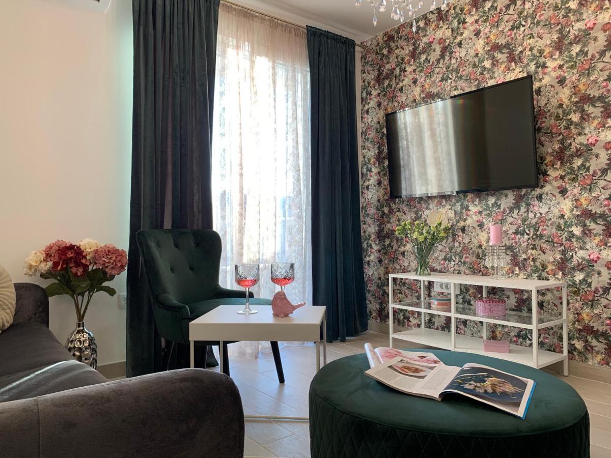 Apartman Onavi Макарска Екстериор снимка