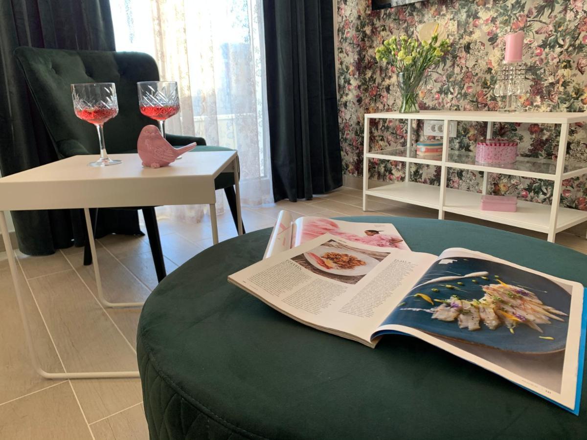 Apartman Onavi Макарска Екстериор снимка