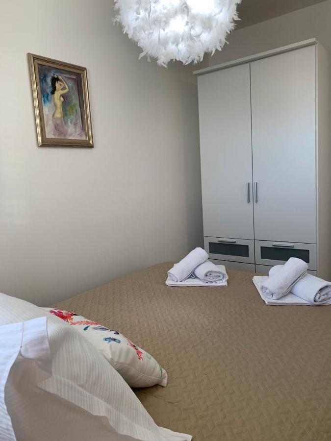 Apartman Onavi Макарска Екстериор снимка