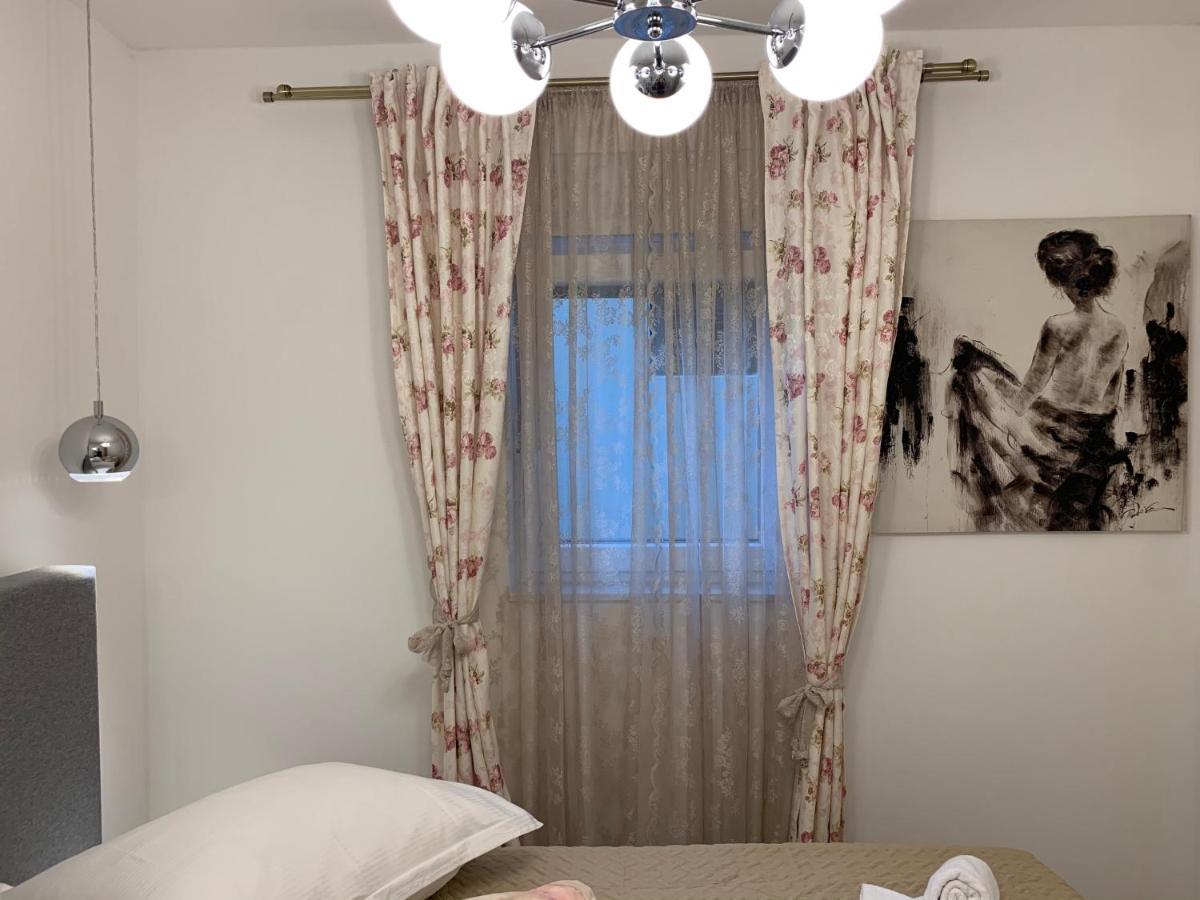 Apartman Onavi Макарска Екстериор снимка
