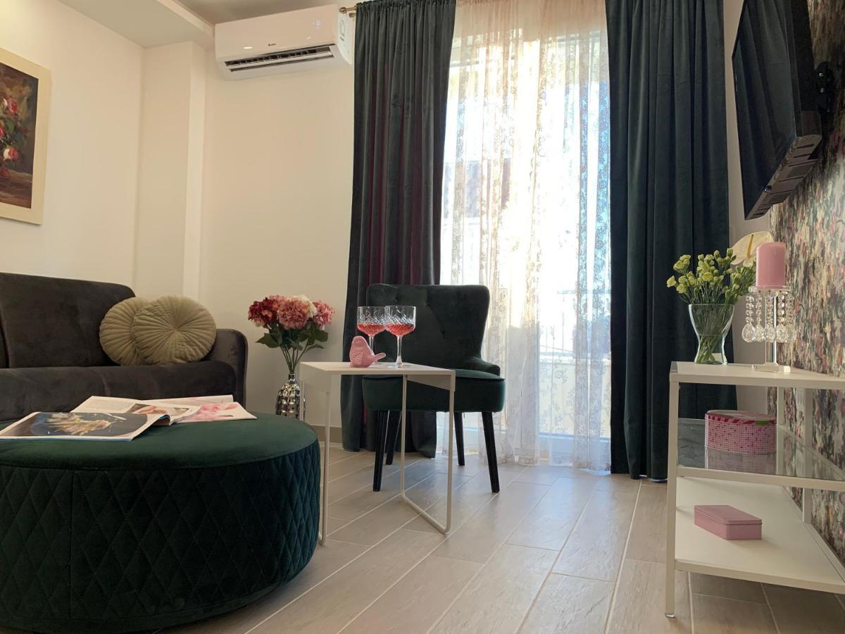 Apartman Onavi Макарска Екстериор снимка