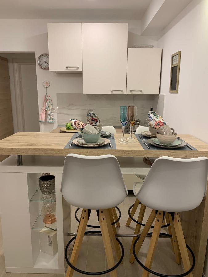Apartman Onavi Макарска Екстериор снимка
