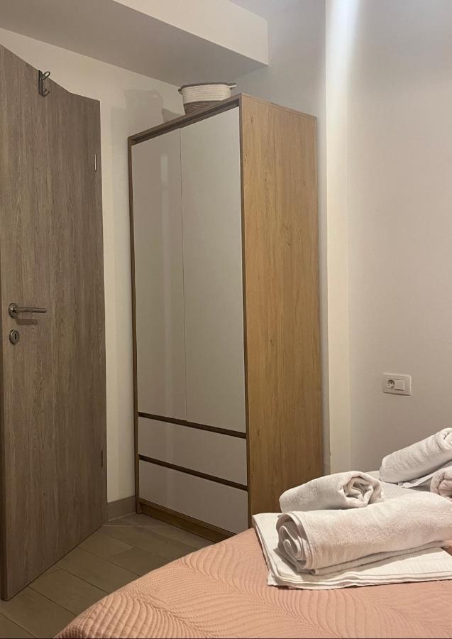 Apartman Onavi Макарска Екстериор снимка