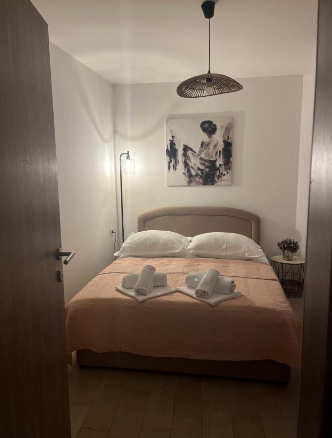 Apartman Onavi Макарска Екстериор снимка