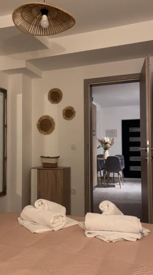 Apartman Onavi Макарска Екстериор снимка