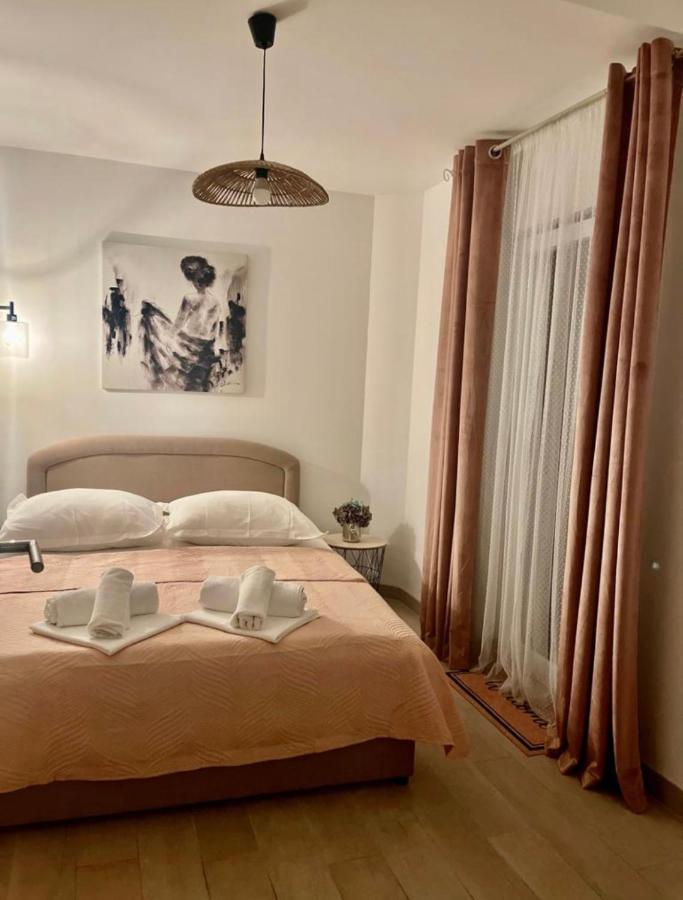 Apartman Onavi Макарска Екстериор снимка
