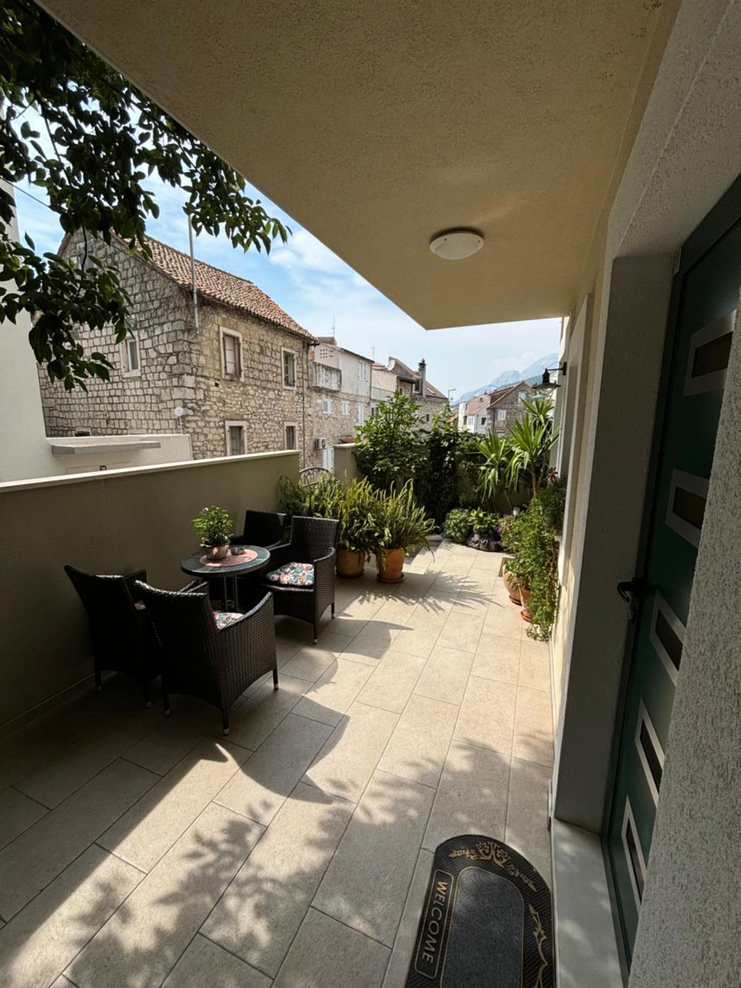 Apartman Onavi Макарска Екстериор снимка